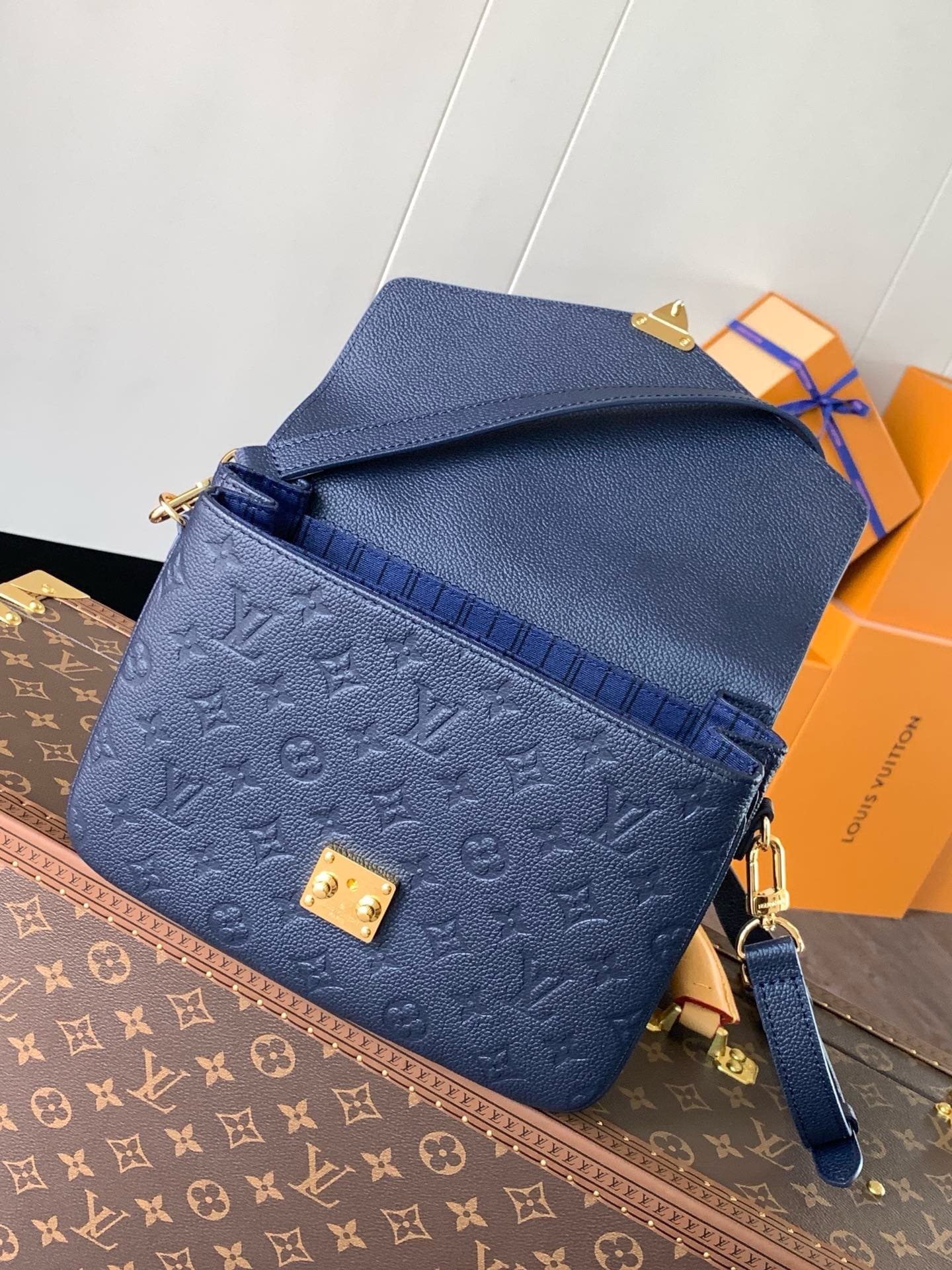 L0vis Vvtt0n M47142 Pochette Métis