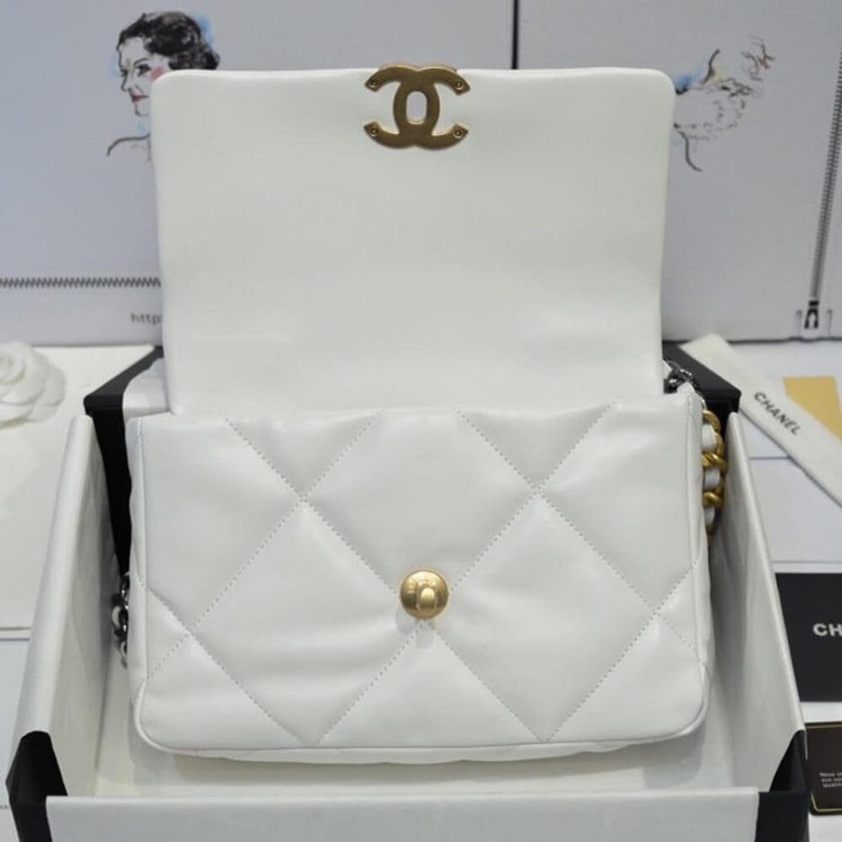 Ch**el 19 HANDBAG AS1160