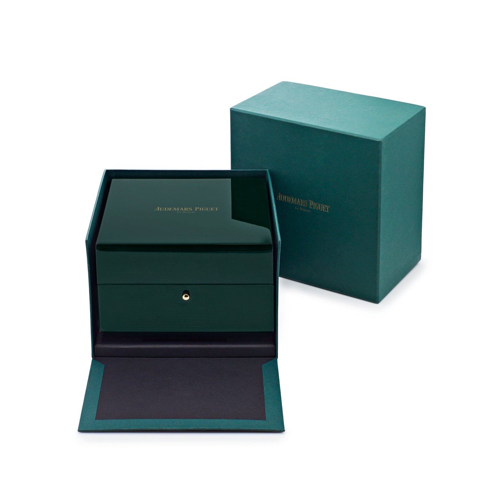 Audemars P1g*et Royal Oak 16204BC.OO.1240BC.01 ‘Jumbo’ Extra-Thin Openworked White Gold