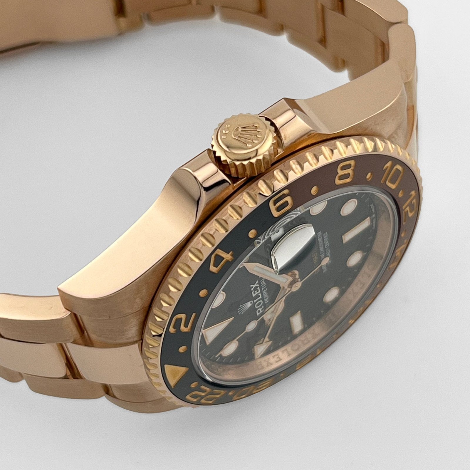 R01ex GMT-Master II 126715CHNR ‘Root Beer’ Rose Gold Black Dial (2019)