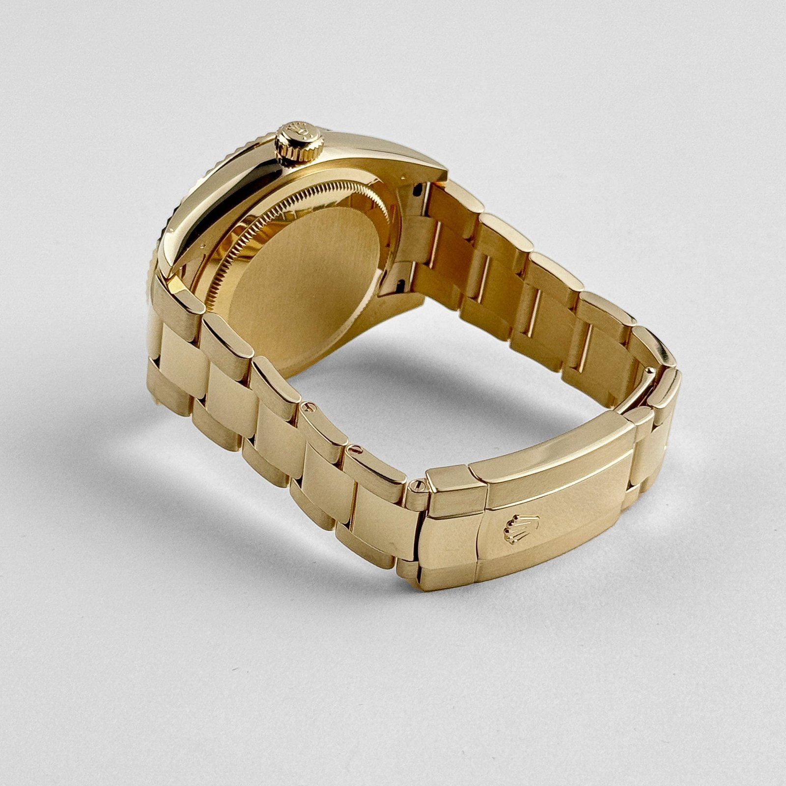 R01ex Sky-Dweller 326938 Yellow Gold Black Dial (2021)