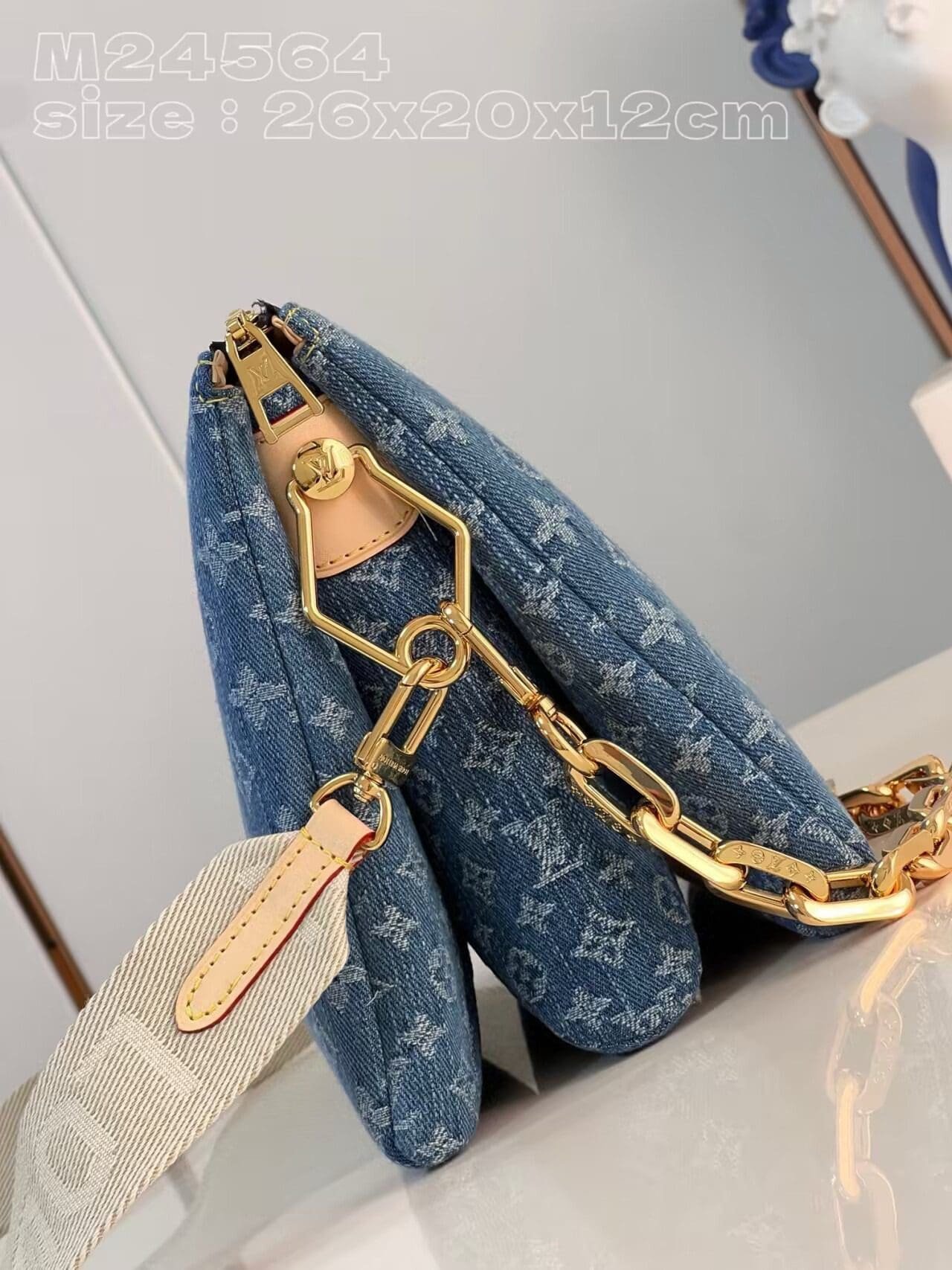 L0vis Vvtt0n M24564 NEW Coussin PM
