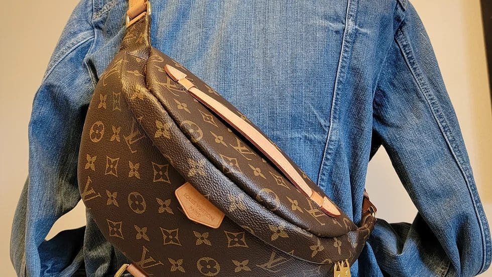 L0vis Vvtt0n Monogram Canvas Bumbag MM M43644