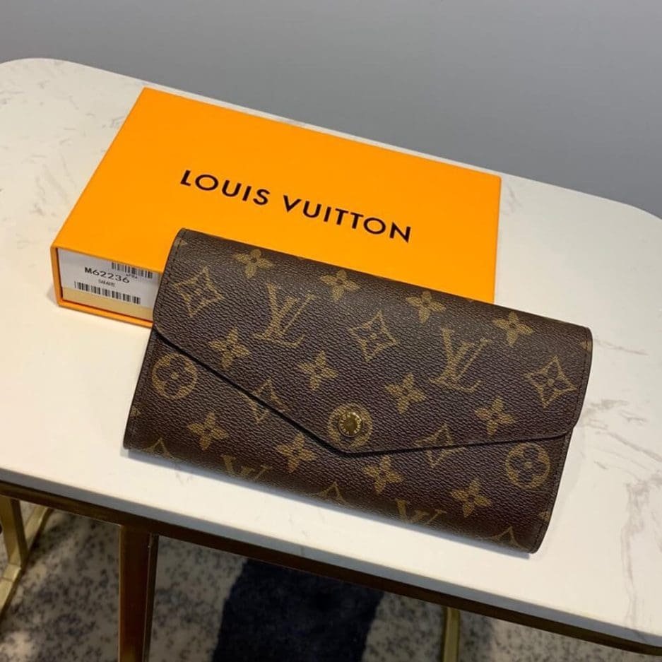 L0vis Vvtt0n Sarah Wallet M62236