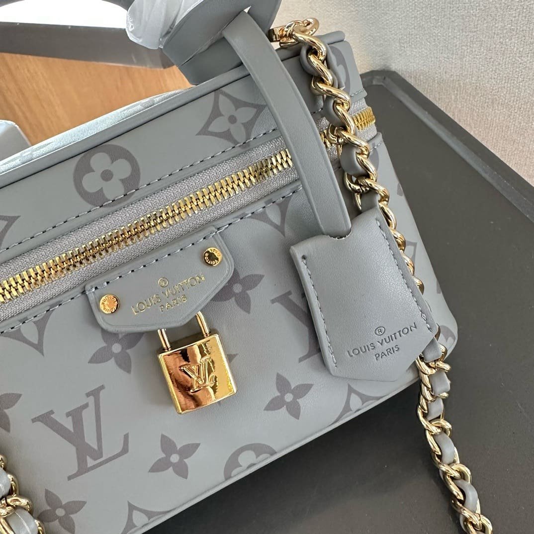 L0vis Vvtt0n M12427 Vanity Chain Pouch