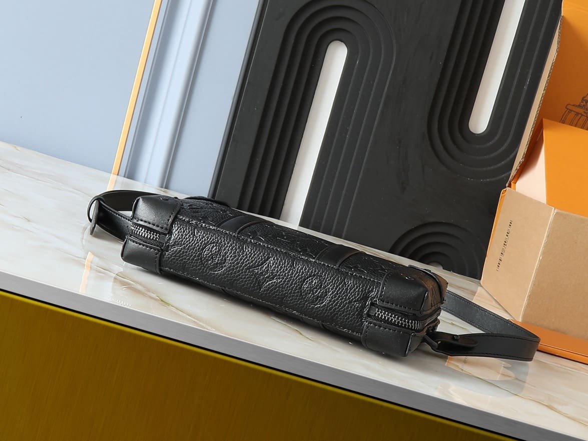 L0vis Vvtt0n M80224 Soft Trunk Wallet