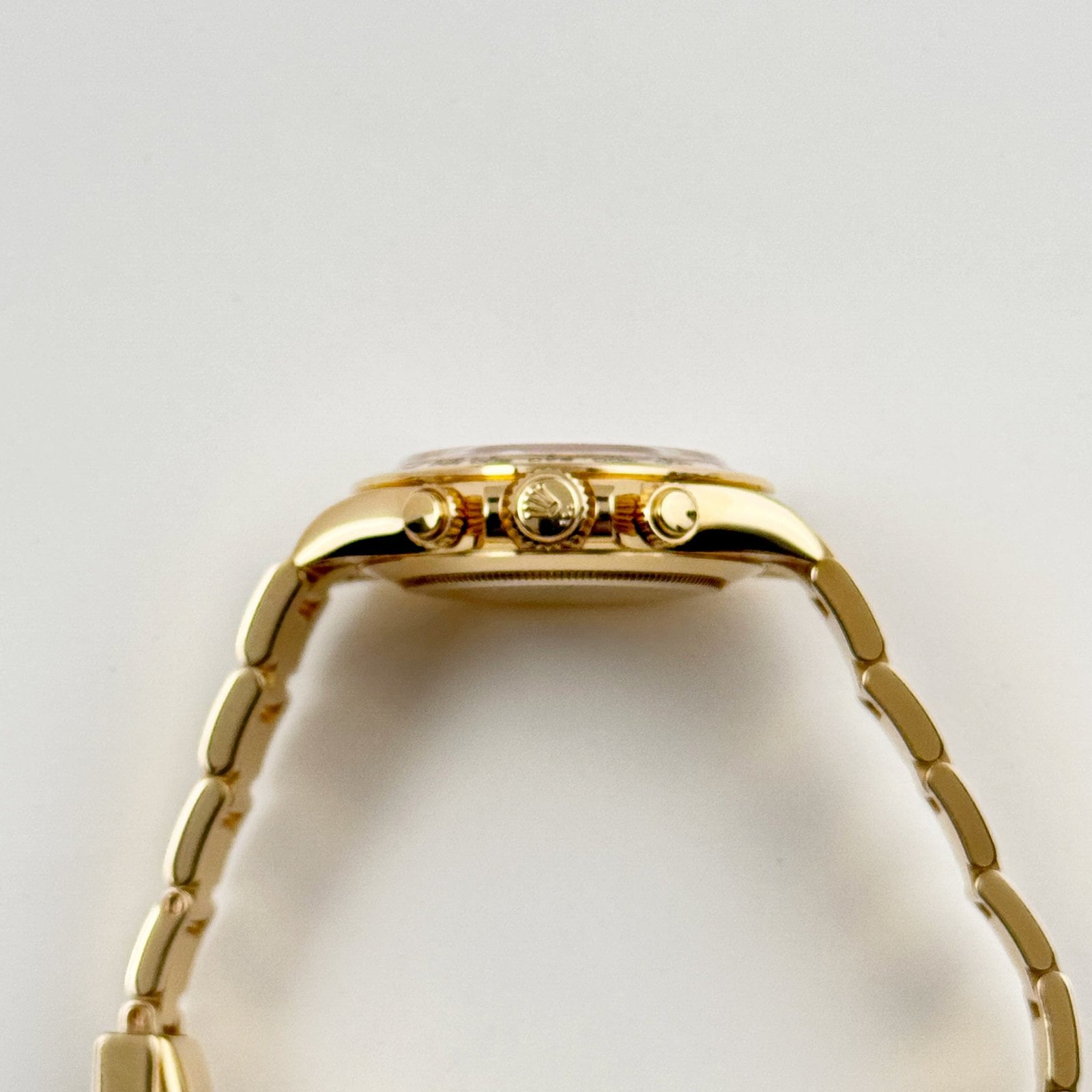 R01ex Daytona 116508 Yellow Gold Champagne Dial (2022)