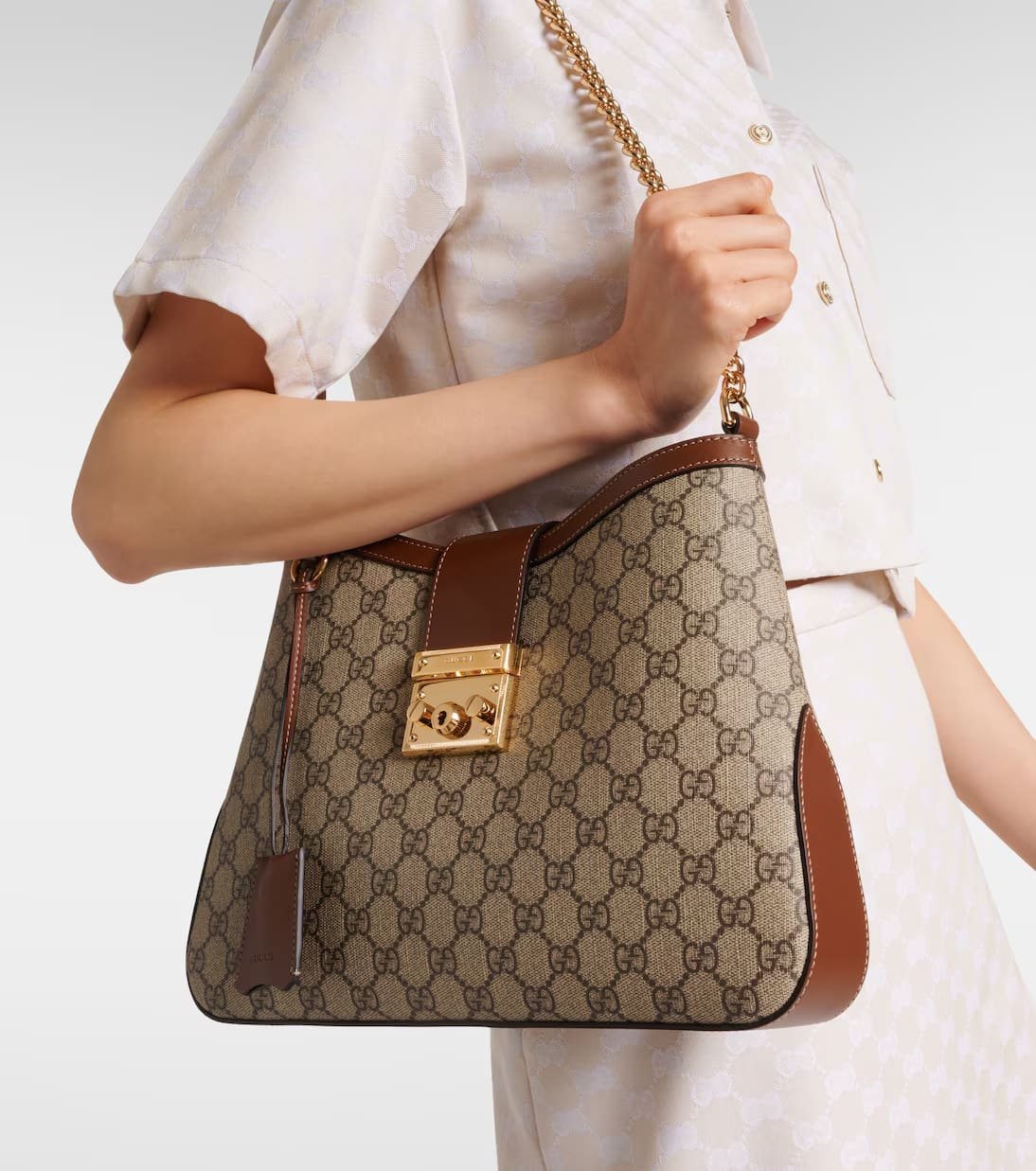 Gvc*1 Padlock Medium GG Canvas shoulder bag