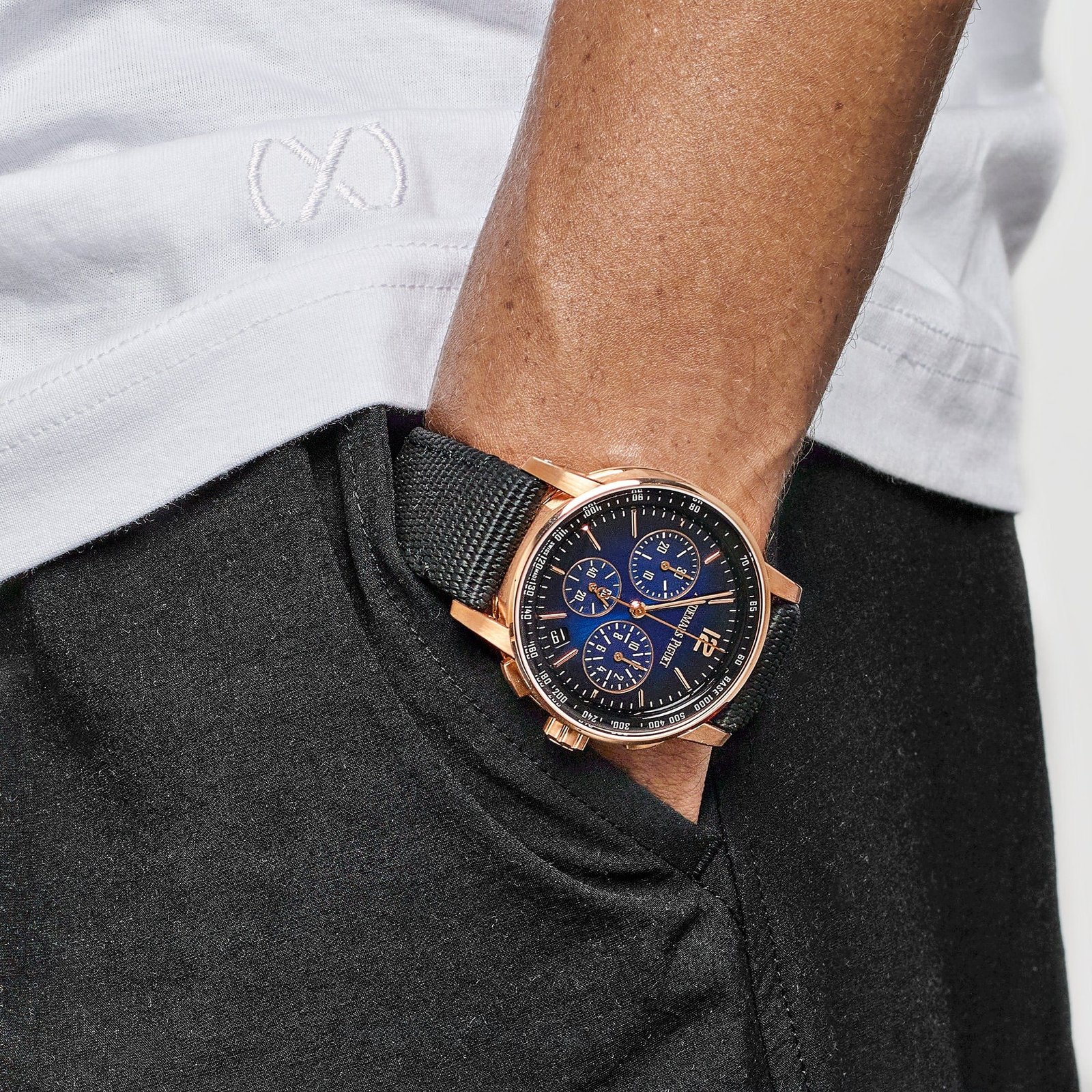 Audemars P1g*et Code 11.59 26393OR.OO.A002KB.03 Selfwinding Chronograph Rose Gold Blue Dial