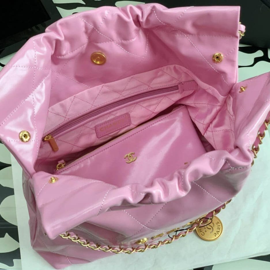 Ch**el 22 SMALL HANDBAG  AS3260