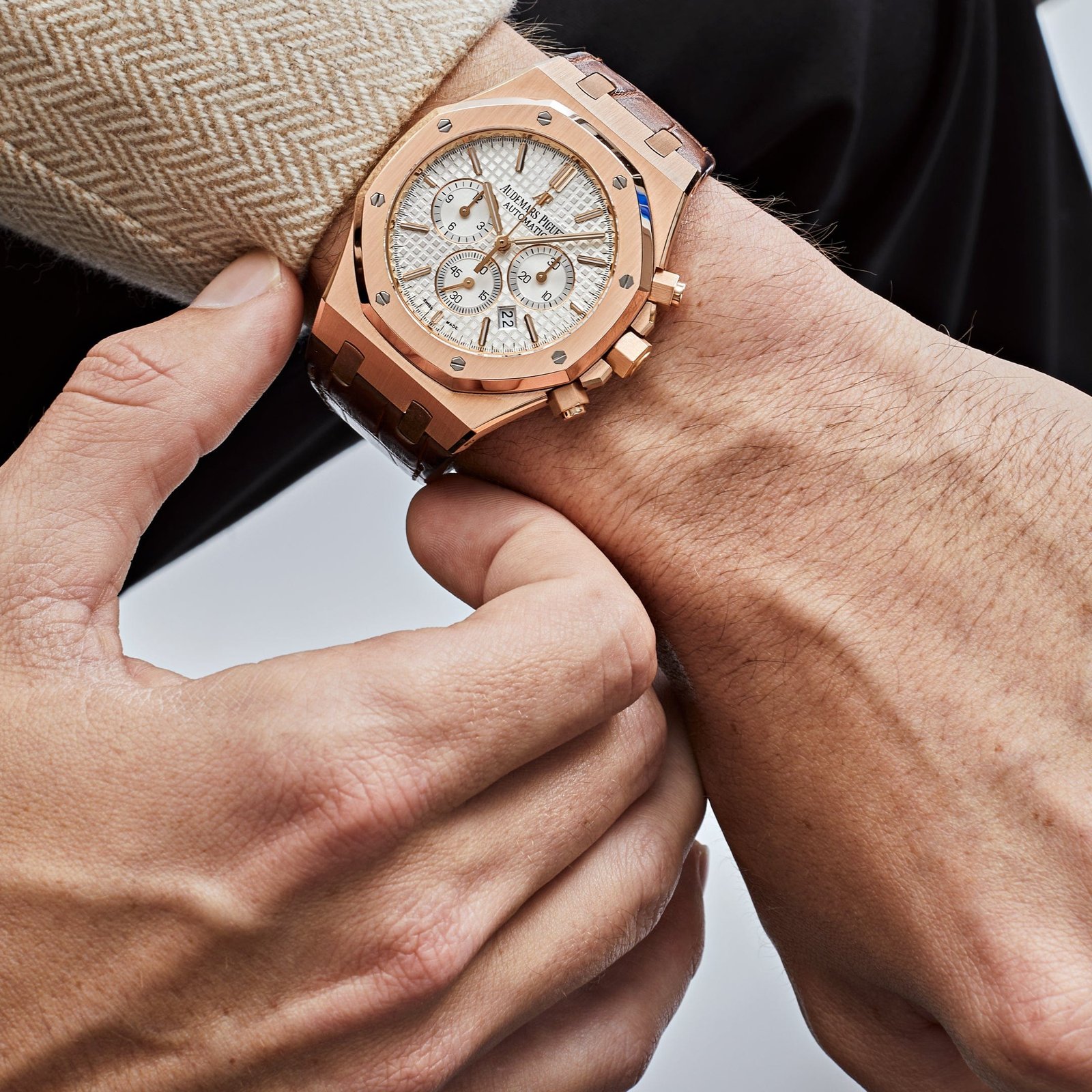 Audemars P1g*et Royal Oak 26320OR.OO.D088CR.01 Chronograph Rose Gold Silver Dial