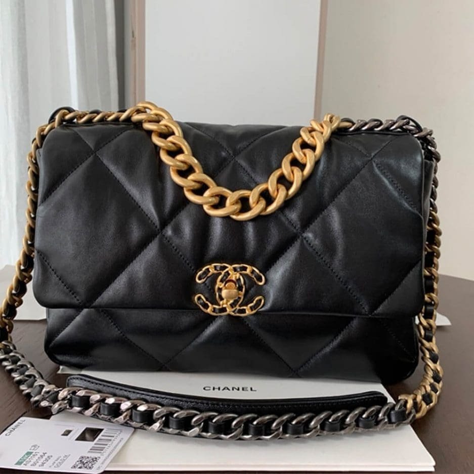 Ch**el 19 Large Handbag AS1161 (top quality)