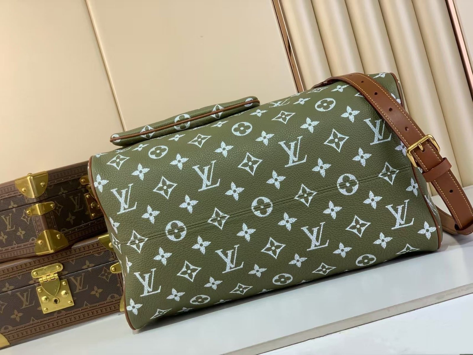 L0vis Vvtt0n M15244 Speedy P9 Bandoulière 40