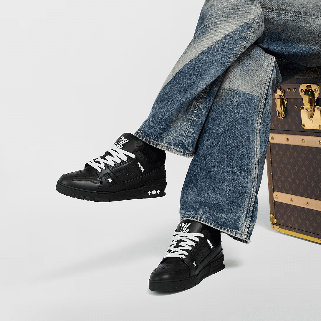L0vis Vvtt0n 1AARF0 LV Trainer Sneaker