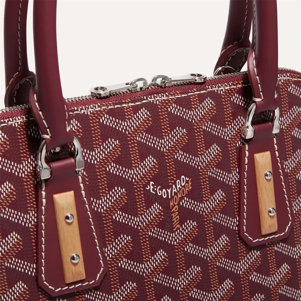 G09ard Vendôme PM Bag