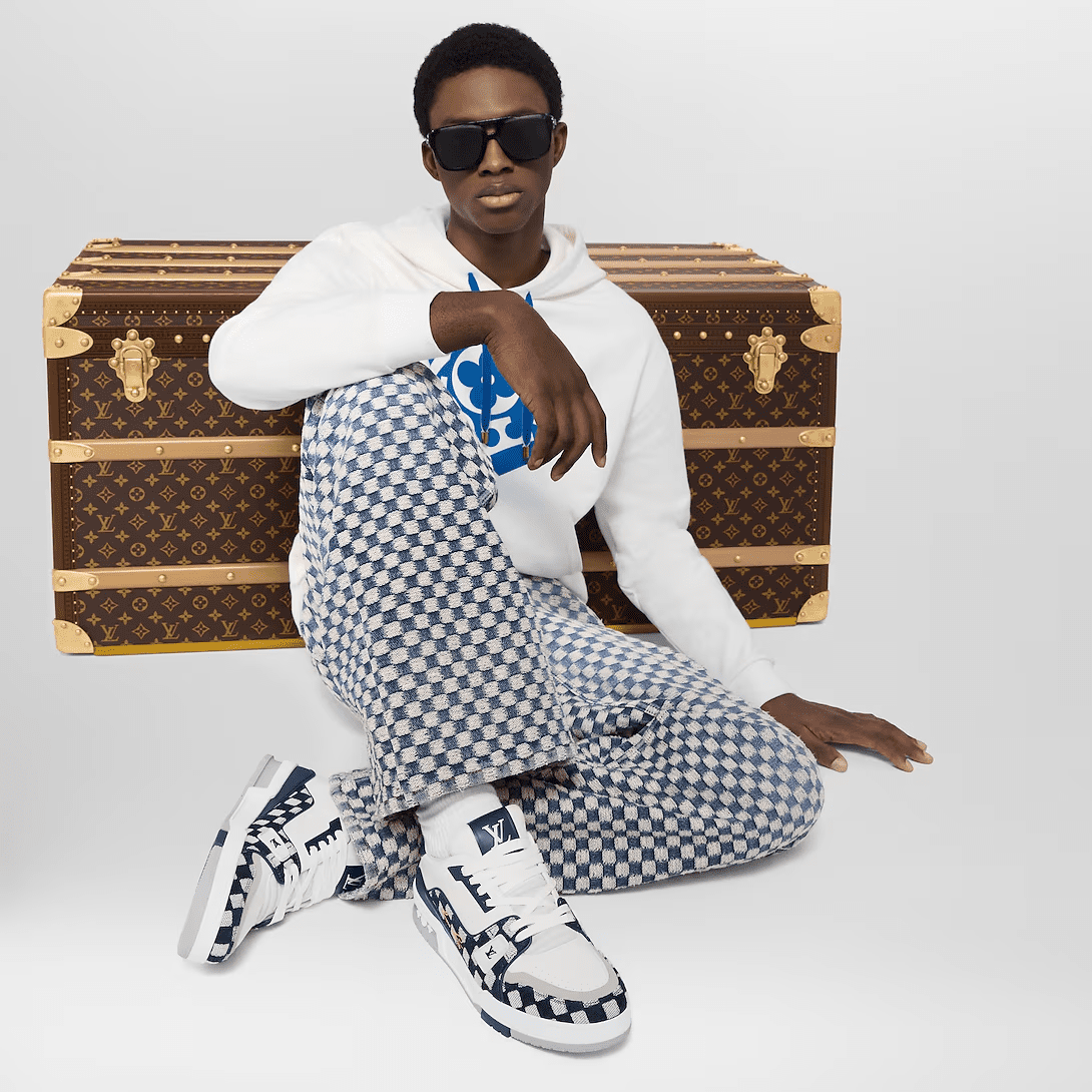 L0vis Vvtt0n 1AIKQQ LV Trainer Sneaker