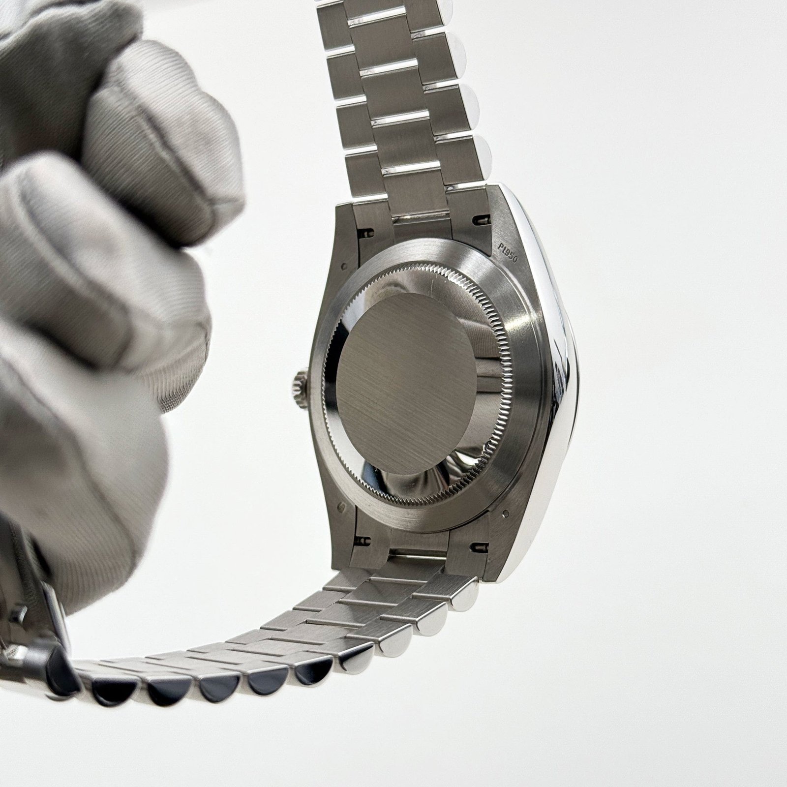 R01ex Day-Date 40 228206 Platinum Blue Dial (2022)
