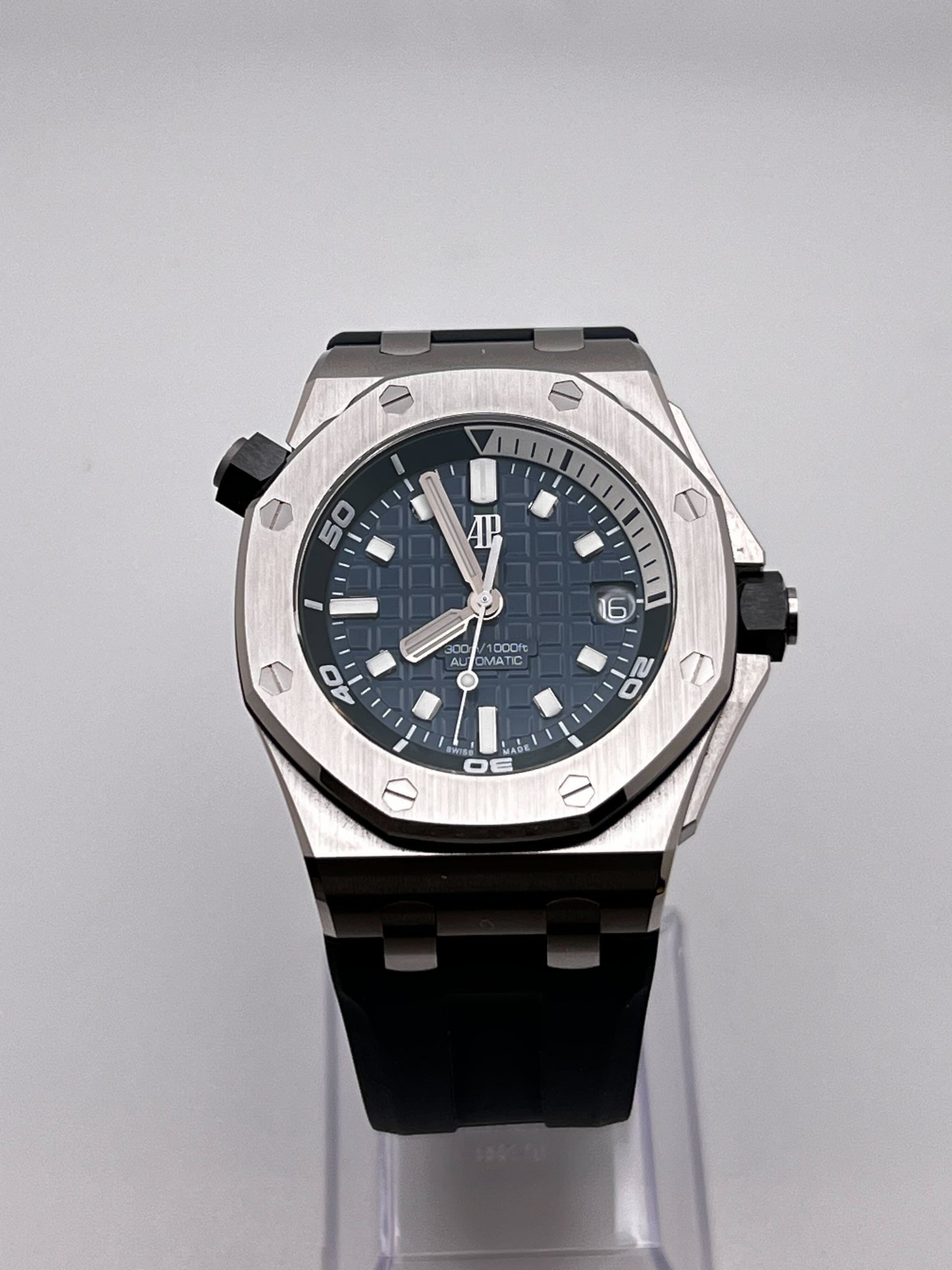 Audemars P1g*et Royal Oak Offshore 15720ST.OO.A027CA.01 Diver Stainless Steel Blue Dial