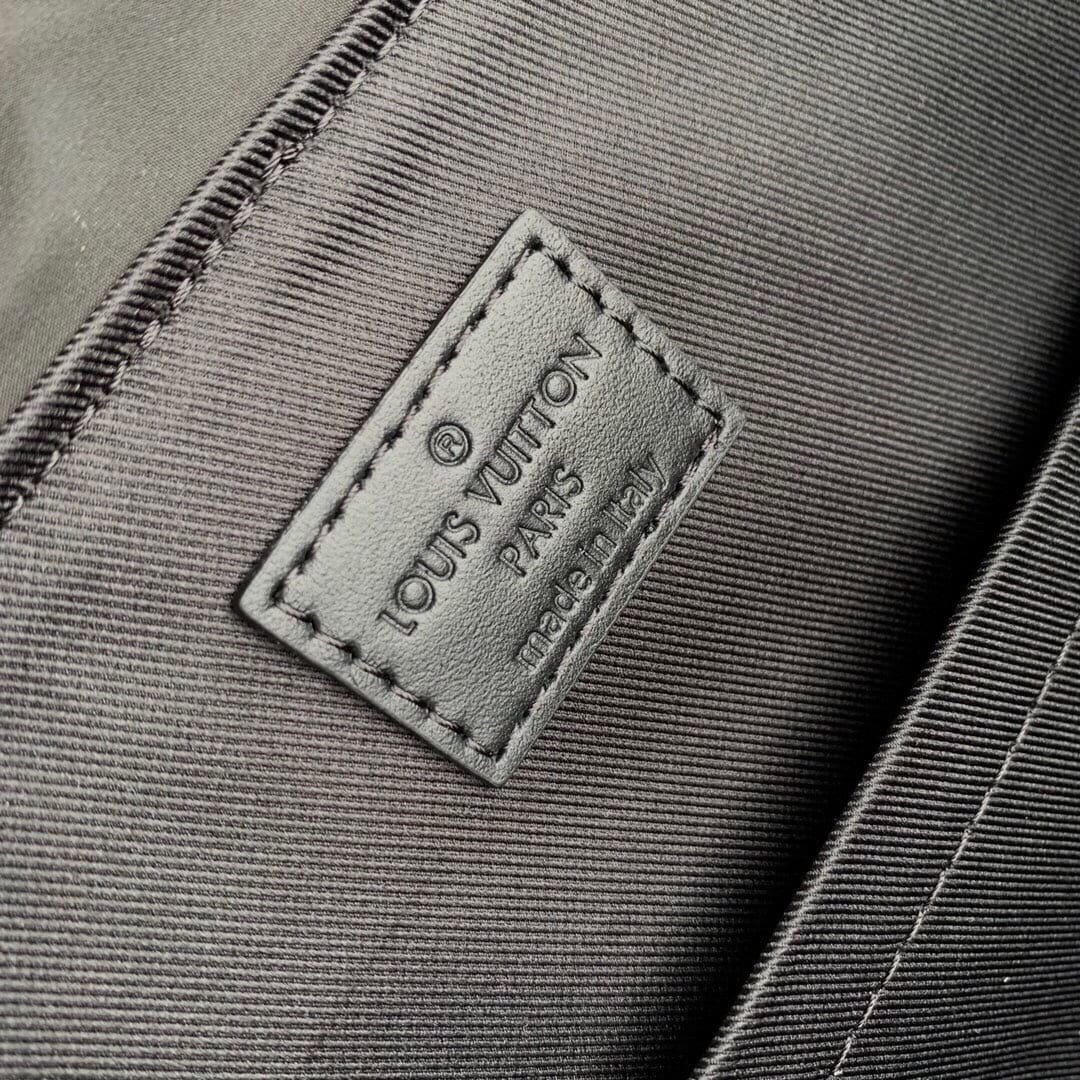 L0vis Vvtt0n M46683 Montsouris Backpack