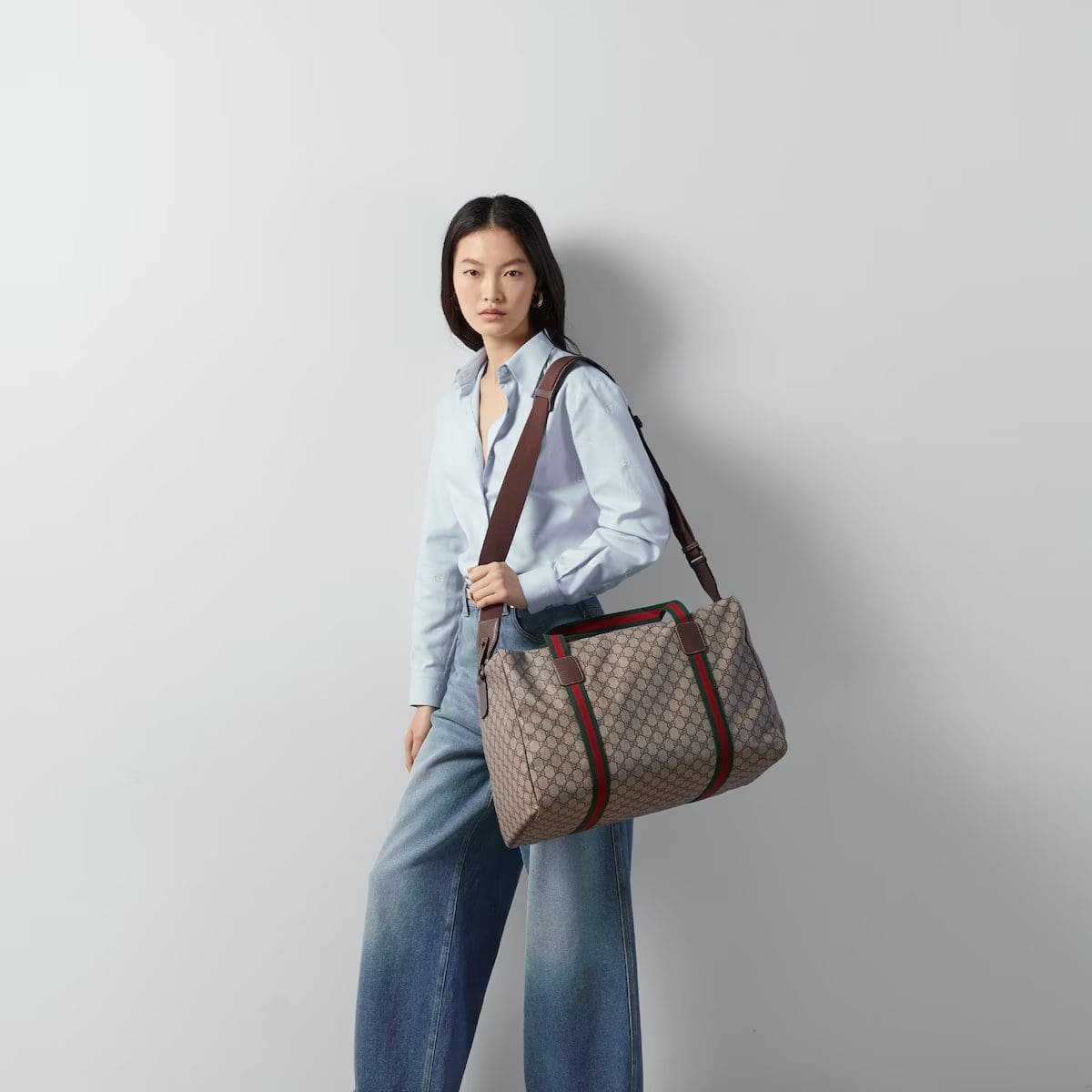 Gvc*1 MEDIUM DUFFLE BAG WITH WEB