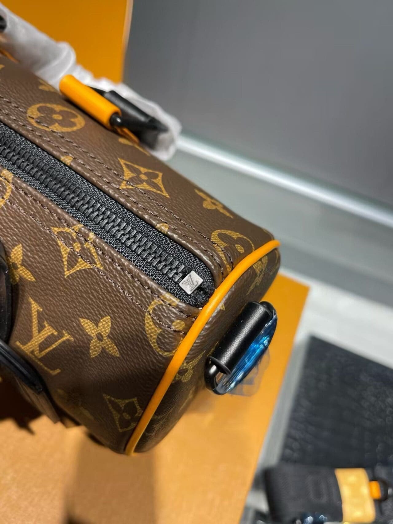 L0vis Vvtt0n M46687 Keepall Bandoulière 25