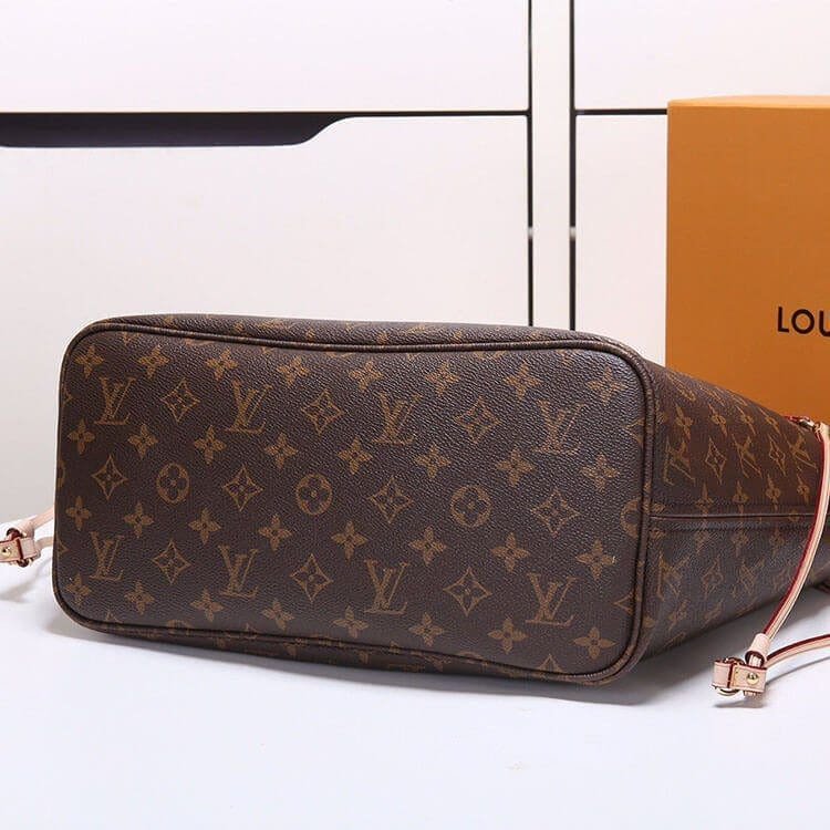 L0vis Vvtt0n Neverfull MM Tote M41177