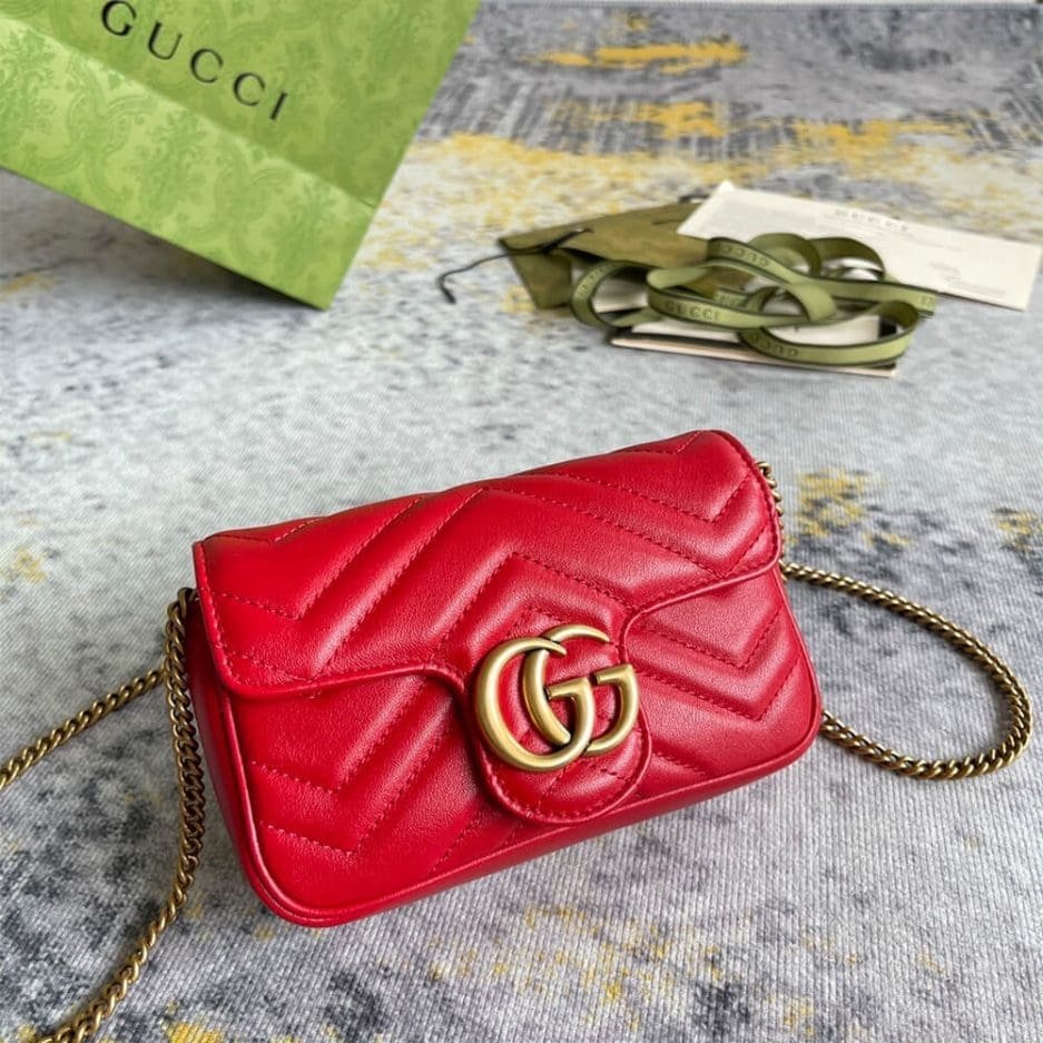 Gvc*1 Marmont matelasse leather S*per mini bag