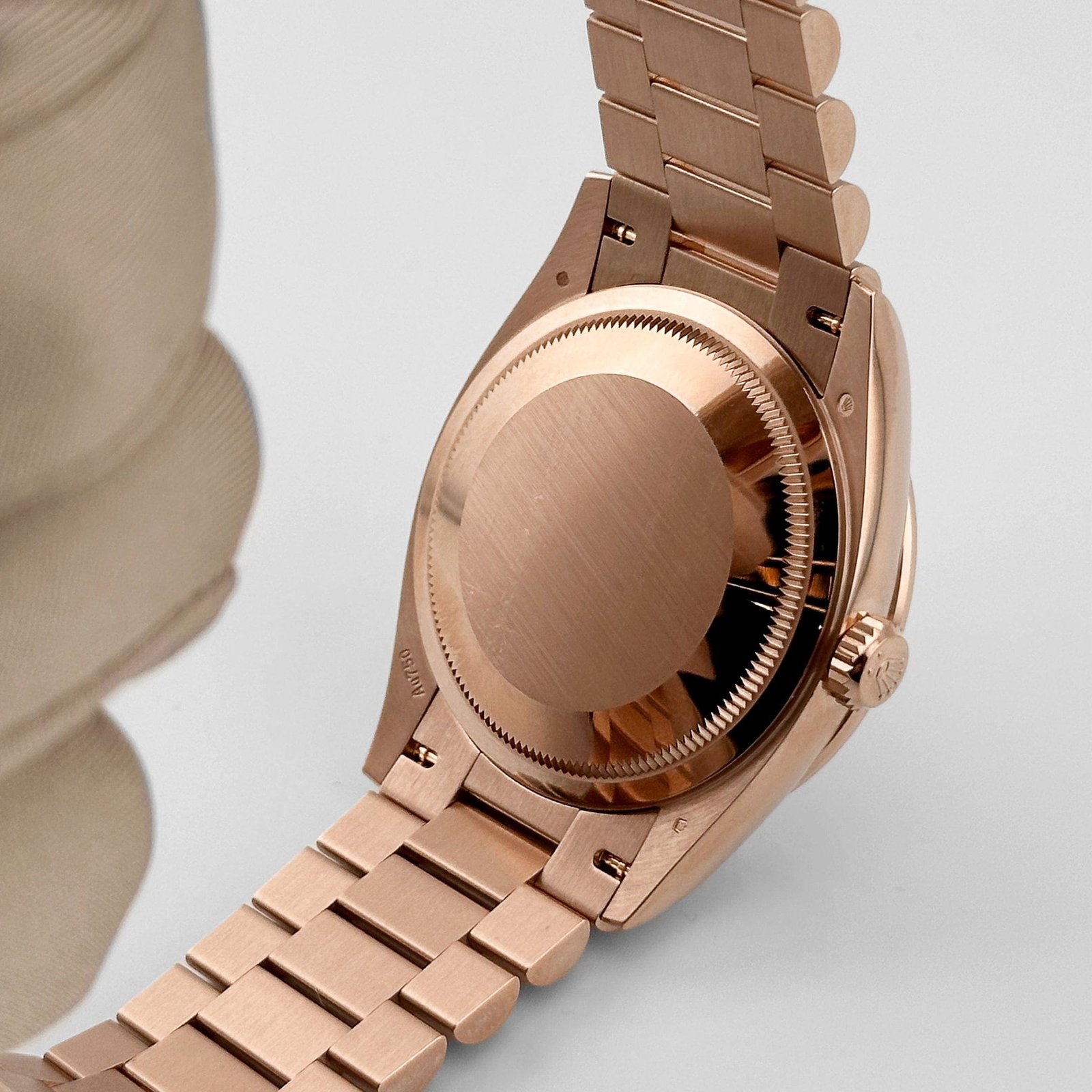 R01ex Day-Date 36 128345RBR Rose Gold Mother of Pearl D1am0nd Bezel (2025)