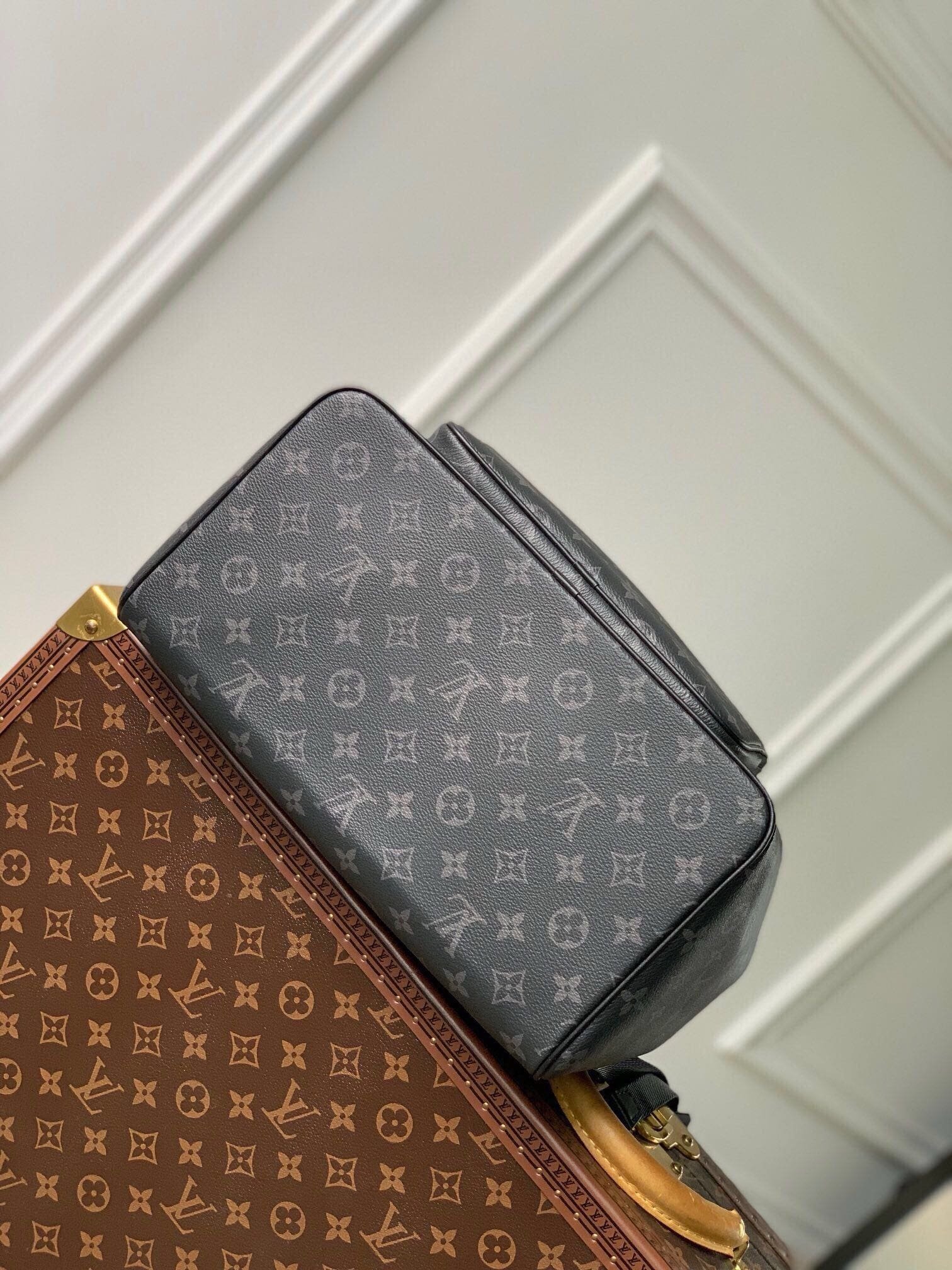 L0vis Vvtt0n M46683 Montsouris Backpack