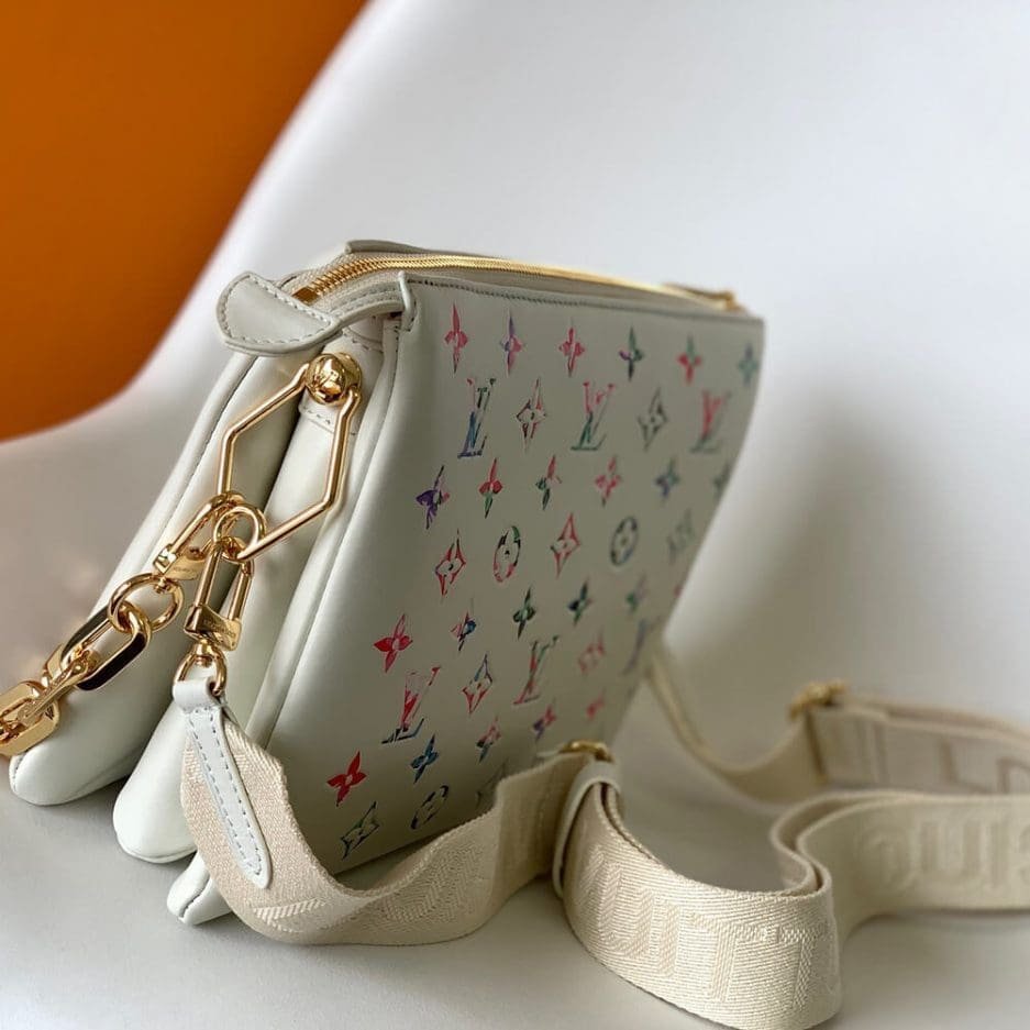 L0vis Vvtt0n Coussin PM M21209
