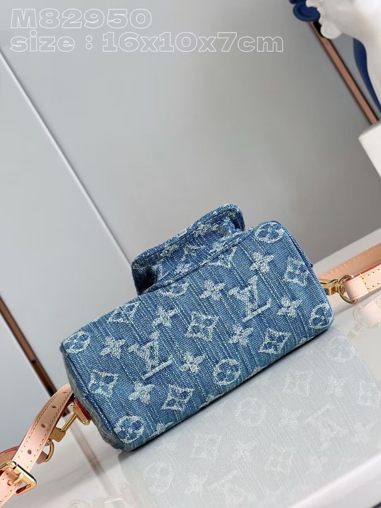 L0vis Vvtt0n M82950 EXCLUSIVELY ONLINE Nano Speedy