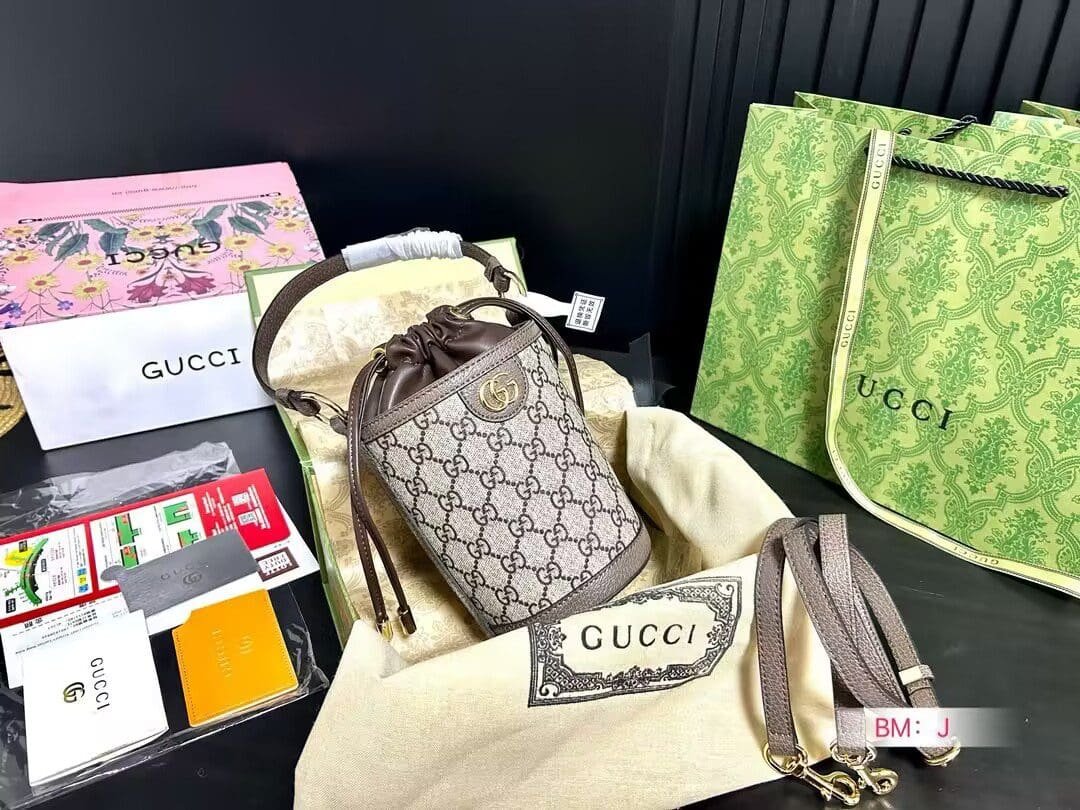 Gvc*1 OPHIDIA MINI BUCKET BAG